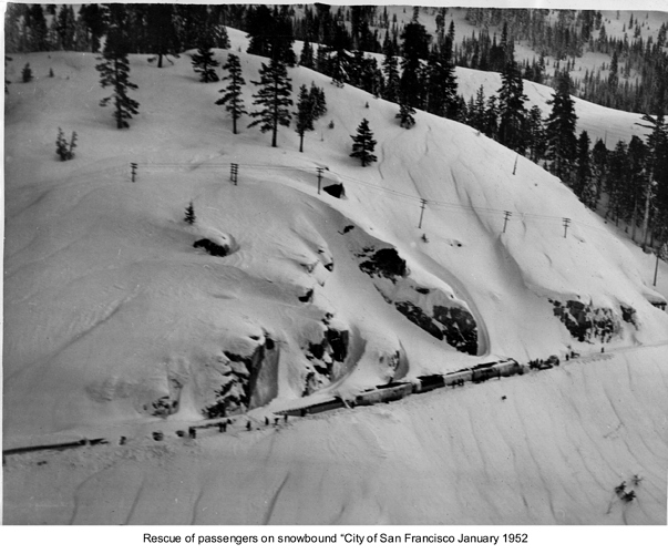 1952.Streamliner Snowbound.004